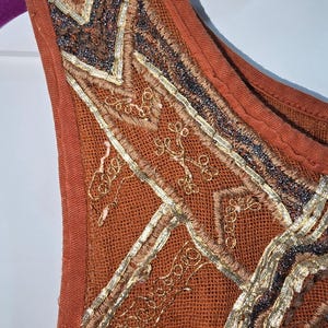 Camiseta de tirantes con espalda abierta y bordado metálico Libertine de Free People (talla pequeña) imagen 4