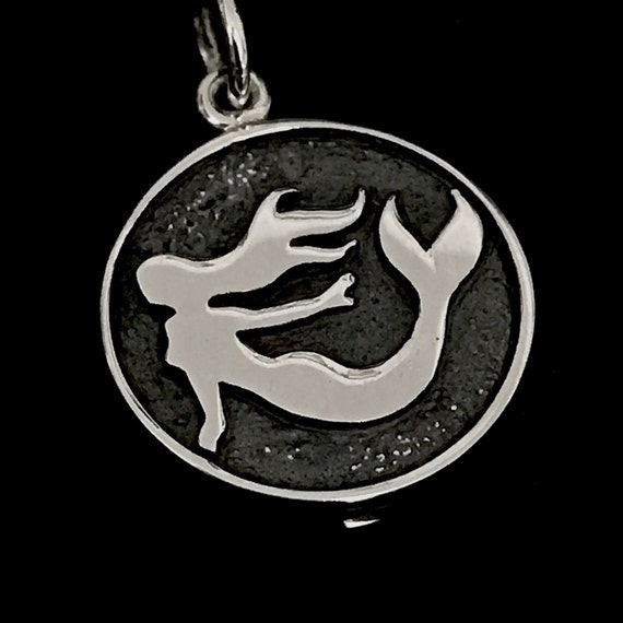 Siren Pendants Beautiful 21mm 25 Mermaid Charms Silver Sea Charms
