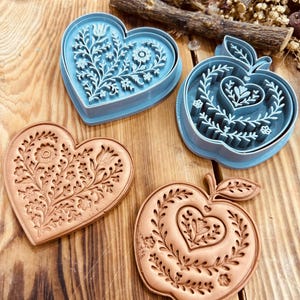 Juego de cortadores de sellos de corazón nórdico o manzana, arcilla escandinava de secado al aire.