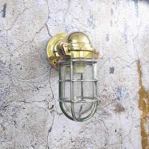 Applique murale robuste en laiton et en aluminium | Applique murale en laiton et aluminium au look vintage | Applique murale ouragan | Lumière de passage | Lampe de navire