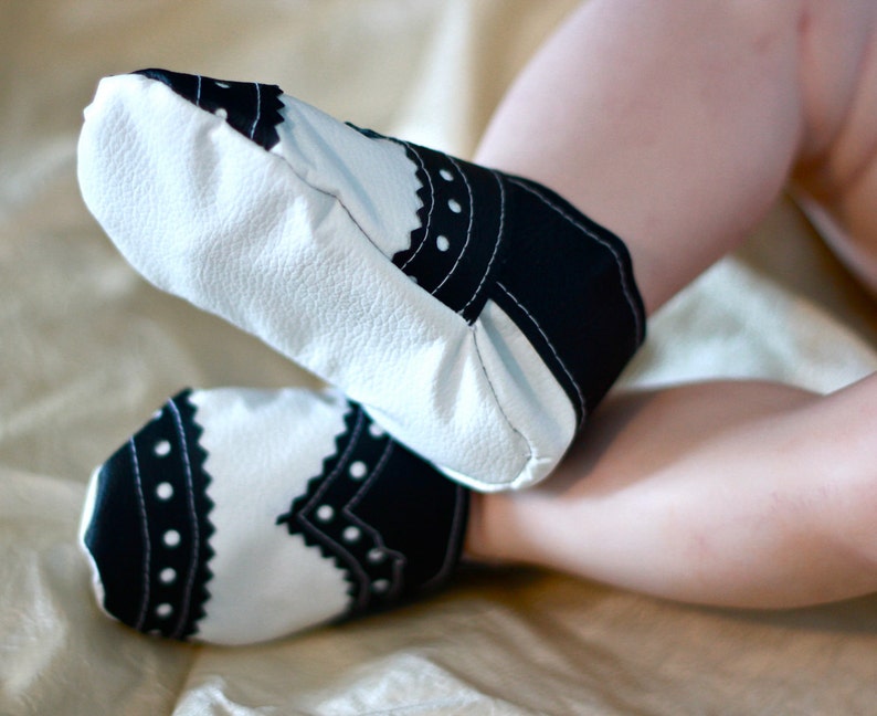 Baby Tuxedo Shoes PATTERN image 3