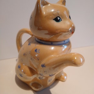 Kitten coffee tea creamer lucky cat lustre glaze