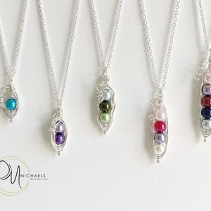 Personalized Peas in a Pod Birthstone Necklace with Czech Pearl Beads, Mother & Child Necklace, Sisters Necklace, Mothers Day Gift for Mom