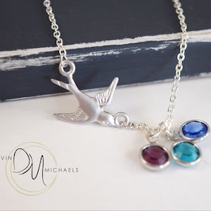 Mama Bird Birthstone Necklace, Bird Necklace, Mom Necklace, Birthday Gift for Her, Swarovski Crystal Birthstone Jewelry