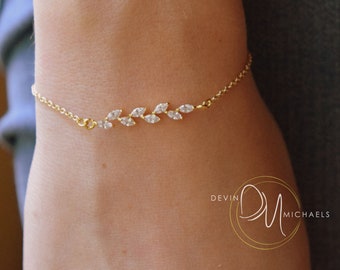 Dainty CZ Diamond Bracelet, Minimalist Bridesmaid Bracelet, Gold Wedding Bracelet, Bridal Jewlery, Stacking Bracelet for Her