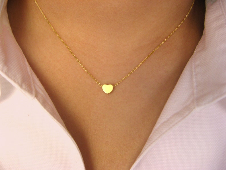 Valentine/'s Necklace in Gold or Silver Tiny Heart Necklace Valentine/'s Gift for Daughter Valentines Day Gift Anniversary Love Gift