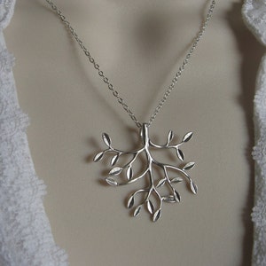 Tree Pendant, Silver Tree Necklace, Leafy Branch Necklace in Silver image 3