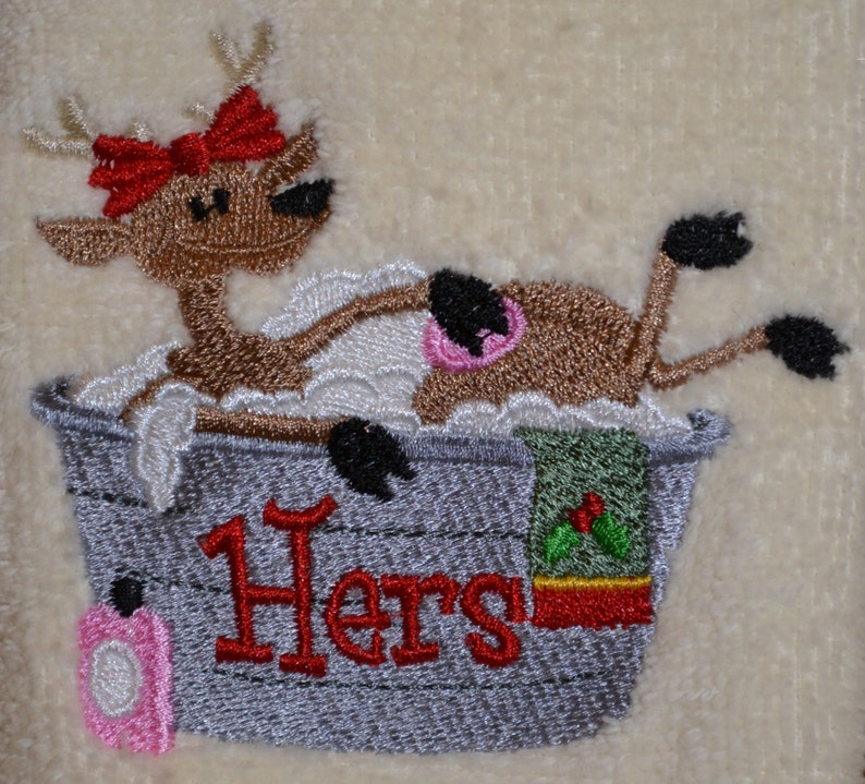 Christmas Reindeer His and Hers Towel Set image 5