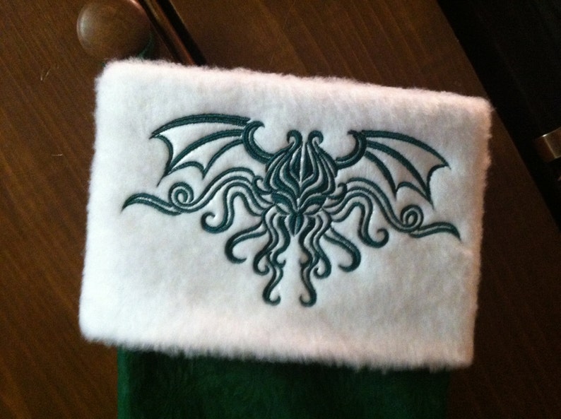 Cthulhu Crest Christmas Stocking image 2