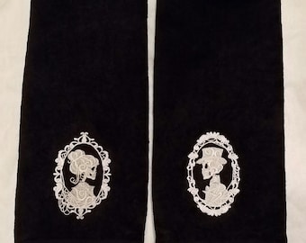 Skeleton Cameo Couple Bathroom Towel Set