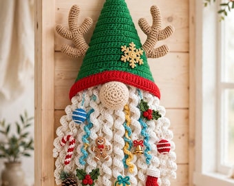 Christmas Gnome Door Hanger, Crochet Christmas Gnome Wall Hanging, Holiday Door Decor,  Xmas Decoration, Reindeer Gnome Gift Halloween