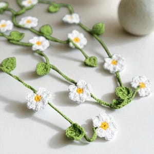 Daisy Flower Garland Crochet Pattern PDF, No Sew Spring Curtain Decor, Easy Hanging Flower Chain, Cute Floral Crochet, Digital File