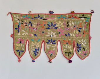 Antique Indian toron threshold textile