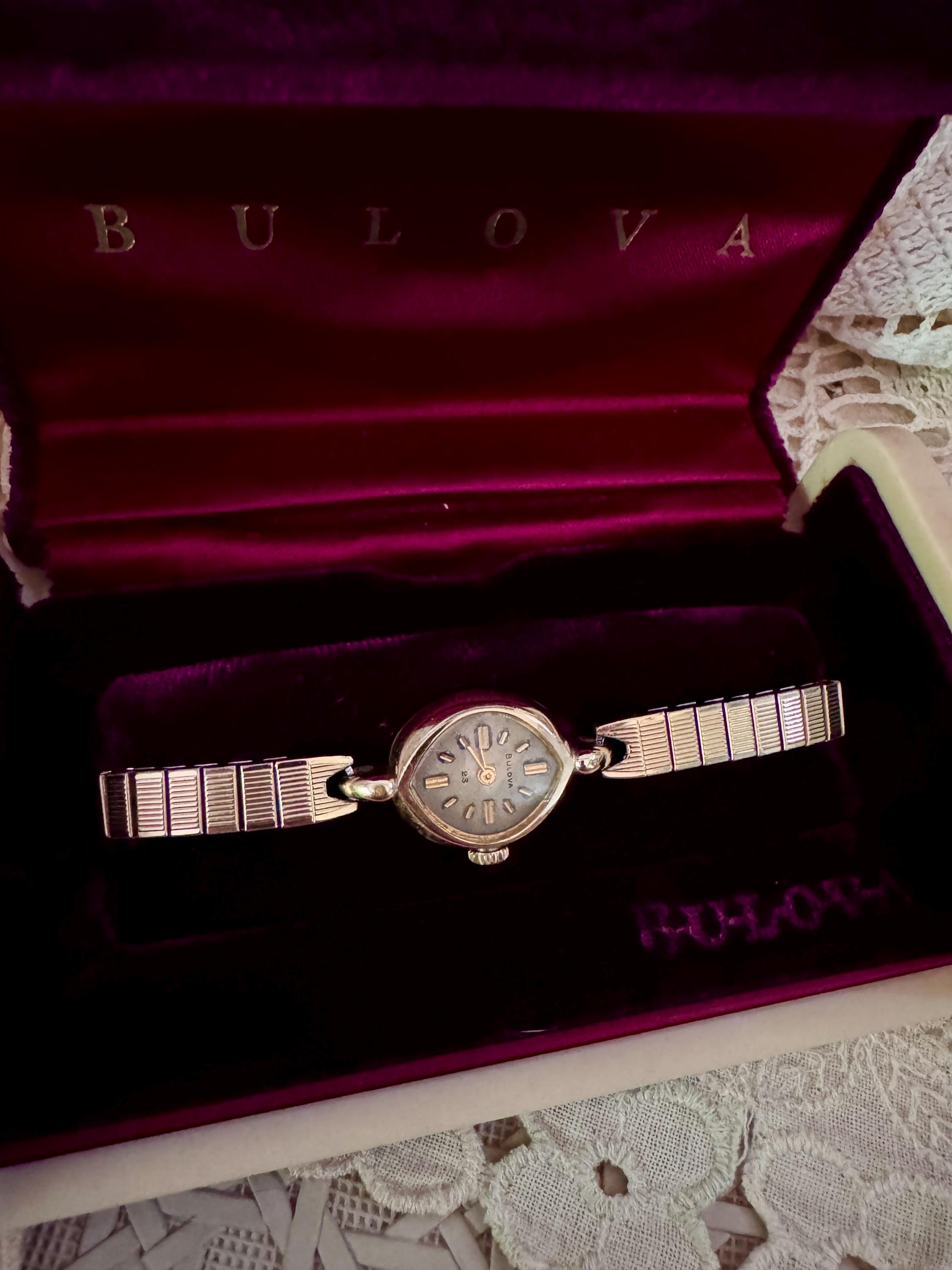 Présentoir De Magasin Vintage Pour Montres BULOVA - Occasion - Origine USA