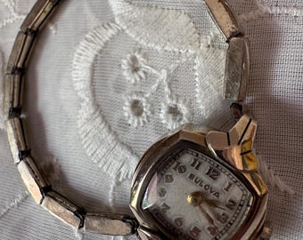 Vintage Bulova Womens Watch 10mm Silver Gold Tone Rectangle Manual Wind 5.5\