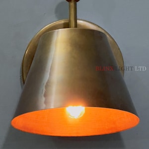 Mid-Century 1 Light Antique Brass Wall Sconce | Modern Antique Brass Hallway, Entryway, Kitchen, Bedroom, Living Room, Sconce.