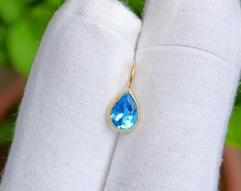 Handmade 18k Gold Swiss Blue Topaz Charm Pendant