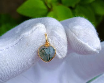 Handmade 18k Gold Heart Charm Pendant: Natural Moss Agate Birthstone