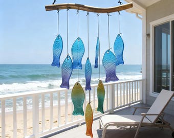 Buntes Buntglas-Fisch-Windspiel, Handgemachter Glas-Suncatcher, Ocean-Strand-Wohnkultur, Küstenfenster-Hängegeschenk, Seekunst-Geschenk