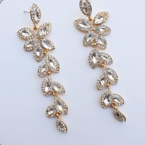 Rose gold Bridal earrings, gold bridal earrings, Bridal jewelry, Wedding jewelry, Leaf Wedding earrings, Bridal chandelier earrings