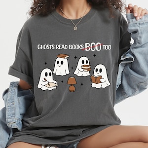 Geister lesen Bücher Boo auch Shirt, lustiges Halloween Lehrer Geschenk T-Shirt, gruseliges Buch-Liebhaber Shirt, süßes Geist Kaffee Shirt, lustiges Herbst Lehrer T-Shirt
