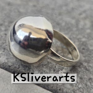 Silver Globe Ring, Handmade 925 Sterling Silver Ball, Minimalist Ring, Statement Silver Ring Geometric Ring, Sphere Ring, Silver Bubble Ring
