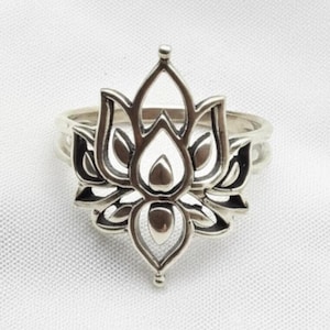 Sterling Silver Lotus Flower Ring,Beautifully Lotus Ring, Dainty Boho Ring, Spiritual Jewelry, Yoga Gift, Meditation Symbol Ring,Gift ForHer