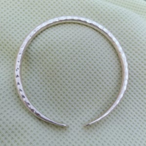 Handmade-925 Sterling-Silver Hammered-Bangle Bracelet | Minimalist Open-Cuff Bangle | Rustic Silver-Jewelry Gift-for Women