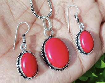 Red Coral 925 Sterling Silver Pendant Necklace: Unisex Gemstone Jewelry