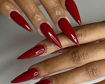 Ongles pressés style vin rouge | Set d'ongles bordeaux foncé | Boutons pression brillants faits main