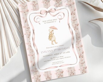 Unsere kleine Puppe dreht sich Geburtstagseinladung, bearbeitbare Vintage Puppenparty einladen, rosa Baby-Geburtstag druckbar, Blumenbogen-Einladung