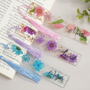 Personalized Flower Bookmark,Custom Bookmark with Name,Daisy Resin Bookmark,Reader Gift,Gift for Her,Bookmarks for teacher,Book Accessories
