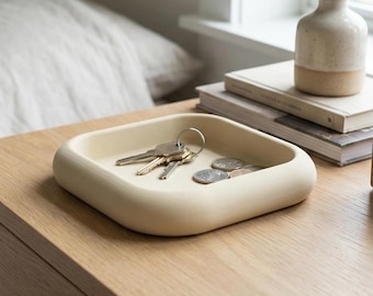 Minimalist Storage Tray for Keys & Coins – Modern Entryway Organizer