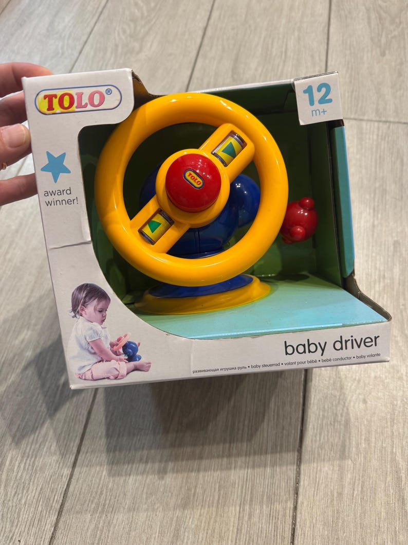 Tolo Toys Baby Racer - Macchinina Giocattolo Per Neonati, Spingi E Gioca, Con Guidatore, 6+ Mesi