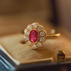 Robijnrode verlovingsring reisring ovale halo beloftering, robijn en diamanten ring, art deco solitaire trouwring, statement ring cadeau voor haar