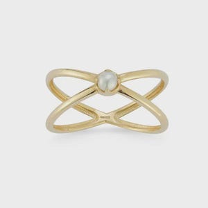 14K gold plated Dainty Pearl Wedding Ring Anniversary Pearl Ring, 925 silver Pearl Promise Ring birthstone Ring, Gift for mom, Gift for Her