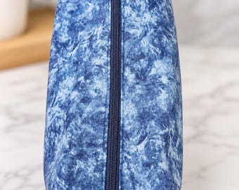 Shades of Blue Large Essentials Bag