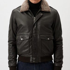 Men&#39;s Leather Motorcycle Jacket Wide Faux Fur Collar Zipper Moto Biker Brown Soft Leather Jacket Original Lambskin Winter Fashion Jacket