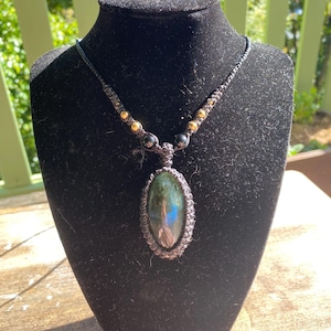 Handmade macrame crystal pendant necklace