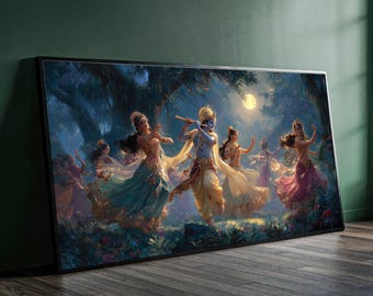 Puede incluir: Una impresión artística enmarcada que representa una escena nocturna con figuras bailando en un bosque. La obra presenta una figura central tocando la flauta, rodeada de otros bailarines con ropas fluidas, bajo la luna llena. La paleta de colores incluye azules, verdes y dorados.
