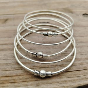 Conjunto de 6 pulseiras empilháveis com padrão de coração de prata, conjunto de pulseiras oxidadas, joias indianas tradicionais, pulseiras étnicas femininas feitas à mão