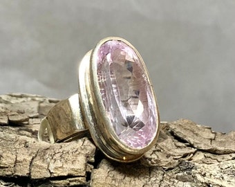 24 Carats 100 /% Natural Superb Color Natural Big Size Yellowish Kunzite 3 Pieces Internally Flawless from Afghanistan