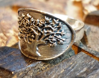 Sterling Silver Ring, Tree of Life Ring, Oval Silver Ring, Oxidized Silver Ring, Carved Silver Ring, Carved Tree Ring, Tree Shape Ring
