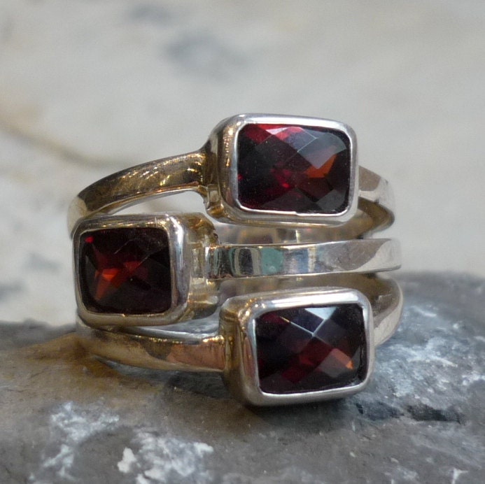 Minimal silver sale ring