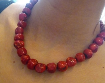 Red Coral Necklace, Statement Necklace, Chunky Necklace, Red Stones Necklace, Gemstones Necklace, Beaded Corals Necklace, Statement Jewelry.
