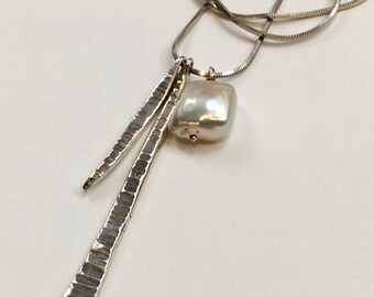 レベッカのハンドメイドネックレス、スターリングシルバーと14K 