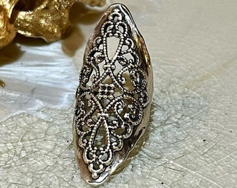 Sterling Silver Shield Ring, Filigree Ring, Wide Silver Rings, Unique Silver Rings, Everyday Jewelry, Contemporary Jewelry, Modern Ring.