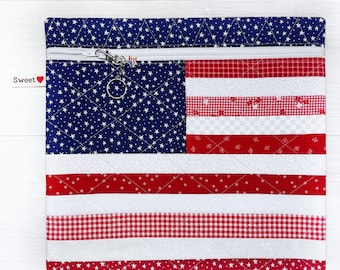 Cross Stitch Project Bag, Patriotic US Flag Quilted Zipper Pouch, Americana Stars and Stripes Bag for Summer Stitching, Embroidery, Handwork