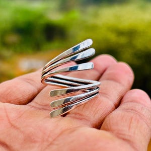Handgefertigter offener Spiralring aus 925er Silber | Moderne verstellbare Statement Ring | Minimalistischer Unisex Schmuck Geschenk Boho Ring
