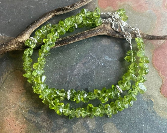 Peridot Bracelet in STERLING SILVER CLASP Green Peridot Chip Bracelet, August Peridot Bracelet,August Birthstone Bracelet, Peridot Bracelet,